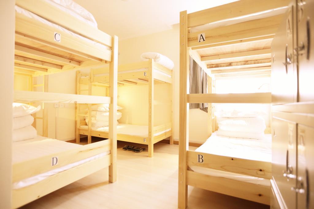 Beijing Granary International Hostel Room photo